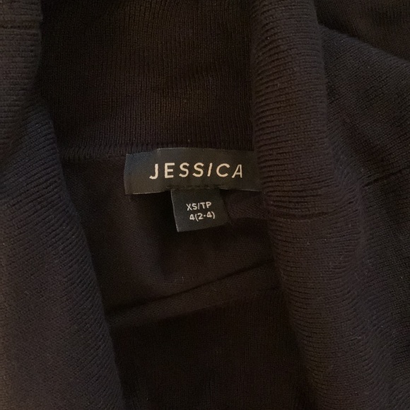 Black knit short sleeve sweater - Picture 2 of 2